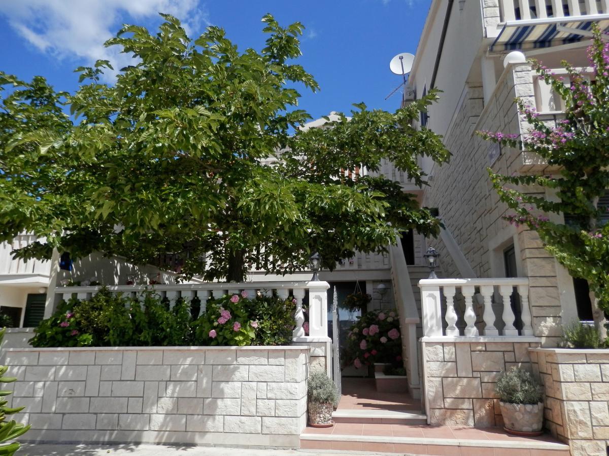 Apartments Hrgovic Rogoznica  Esterno foto
